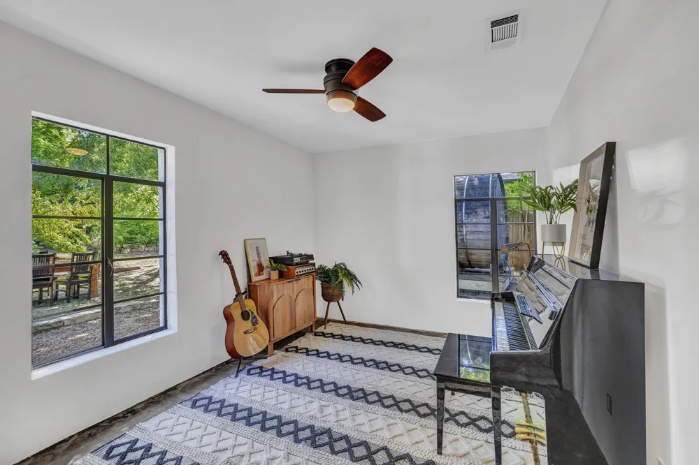 1208 Fairwood Road Austin, TX 78722