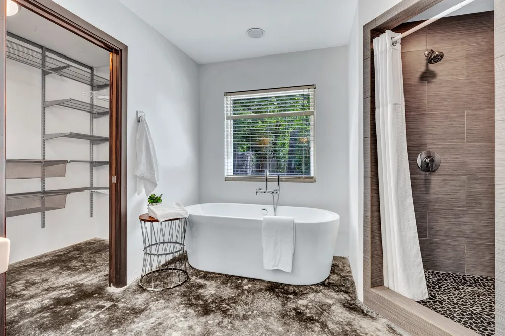1208 Fairwood Road Austin, TX 78722