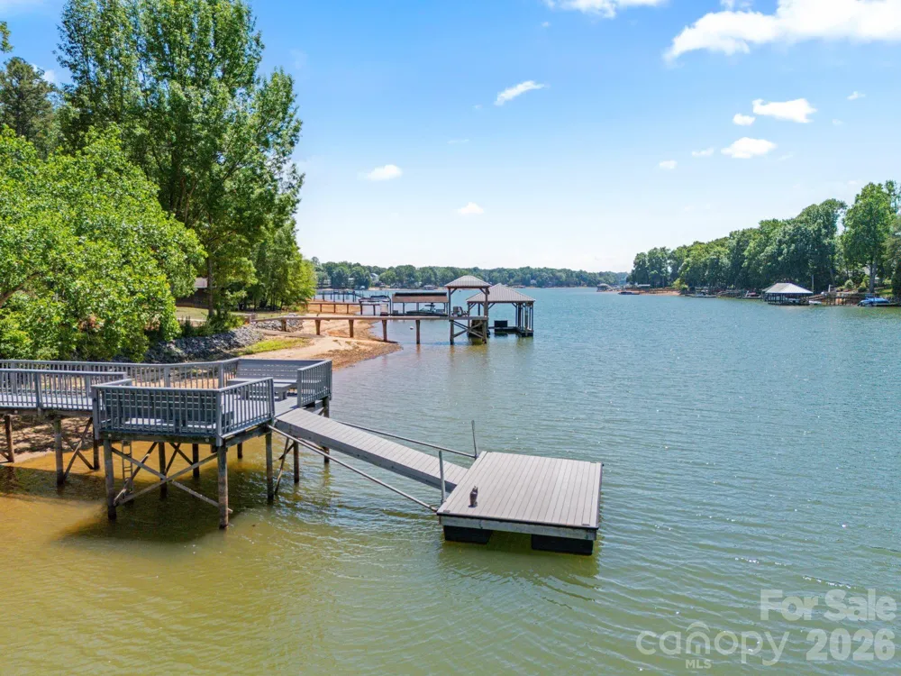 383 Sundown Road Mooresville, NC 28117