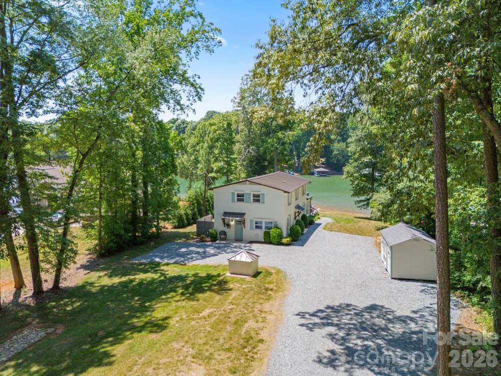 383 Sundown Road Mooresville, NC 28117