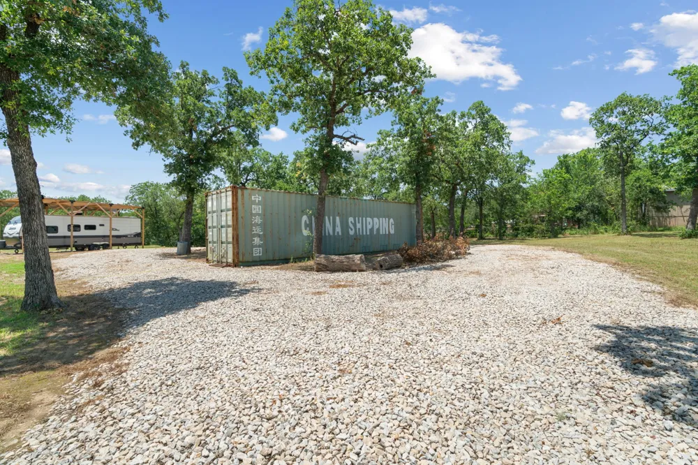 1385 CR-1340 Chico, TX 76431