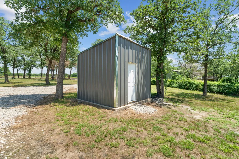 1385 CR-1340 Chico, TX 76431