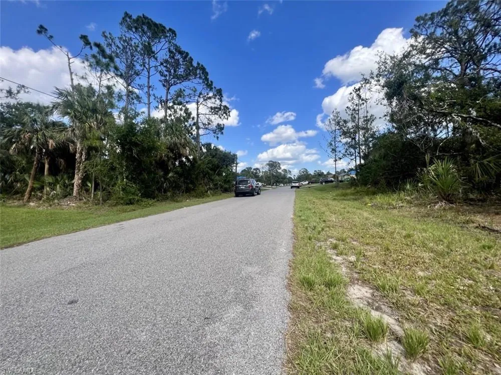 Vizza Lane North Port, FL 34286