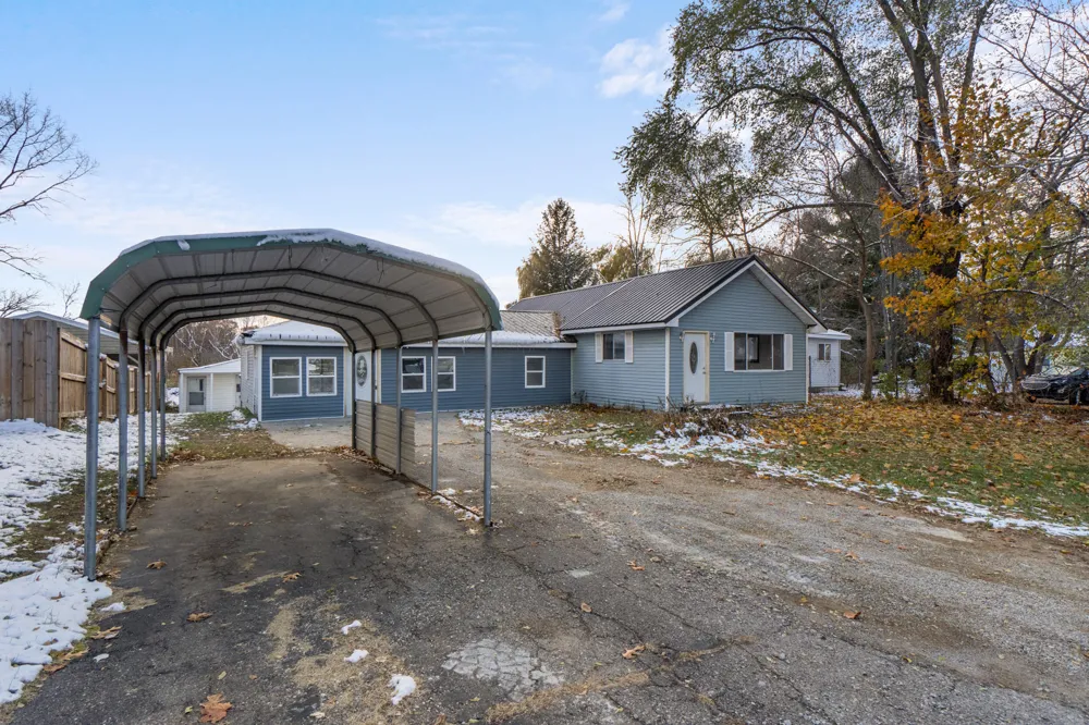 4109 Page Avenue Leoni Township, MI 49254