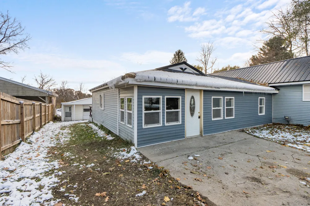 4109 Page Avenue Leoni Township, MI 49254