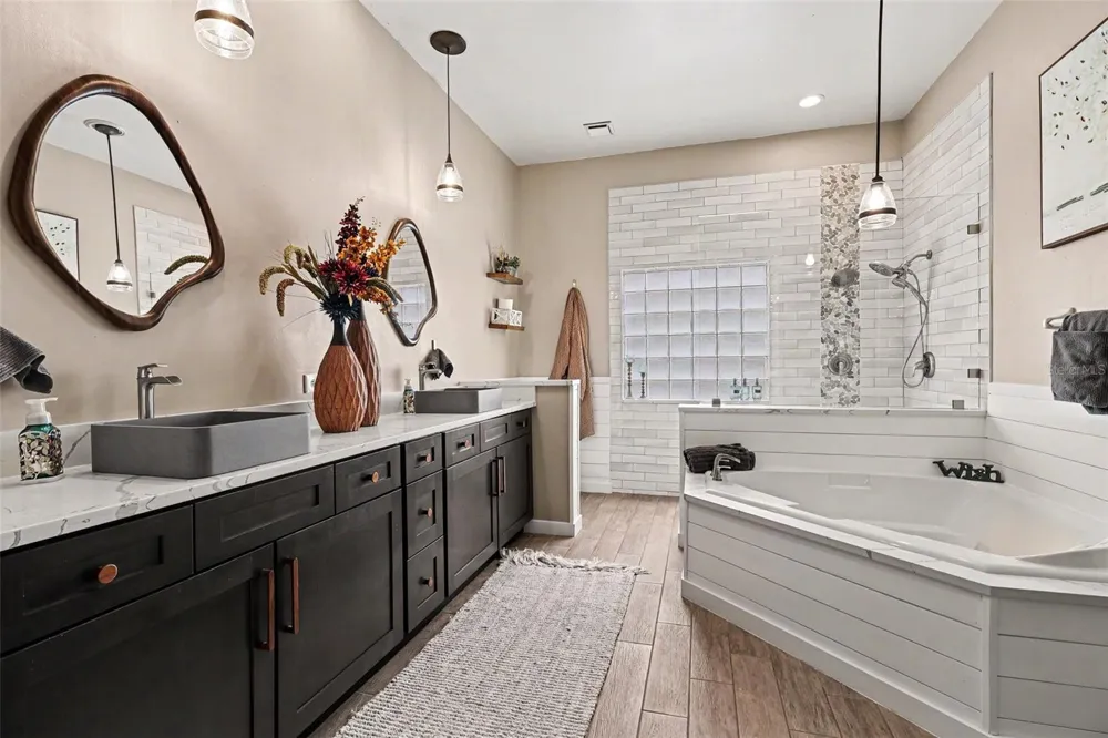 663 SHERIDAN WOODS DR Melbourne, FL 32904