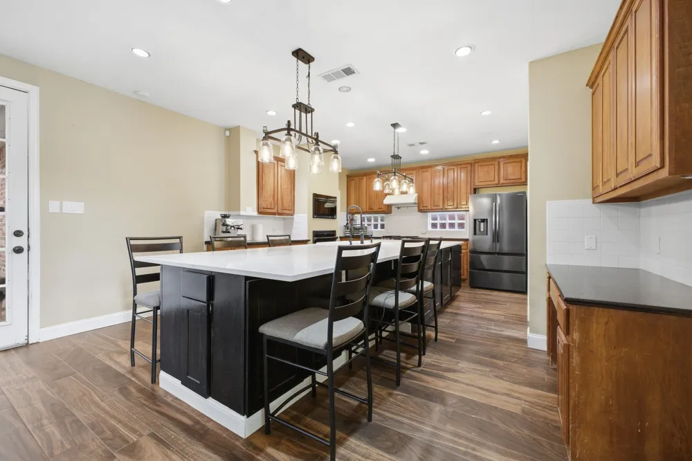 1605 Hawkins Court Carrollton, TX 75010
