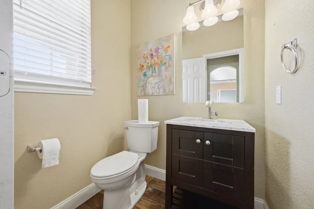 1605 Hawkins Court Carrollton, TX 75010