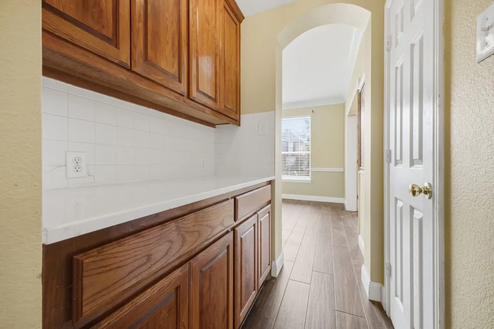 1605 Hawkins Court Carrollton, TX 75010