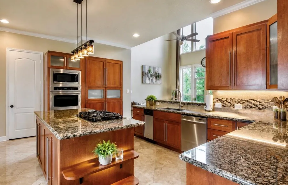 5610 Westerham Street Weston Lakes, TX 77441