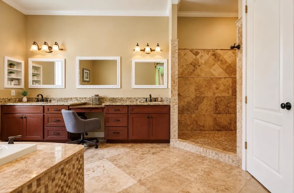 5610 Westerham Street Weston Lakes, TX 77441