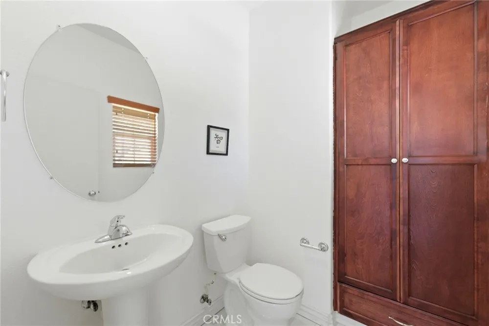 1686 Gilliam Court Riverside, CA 92501