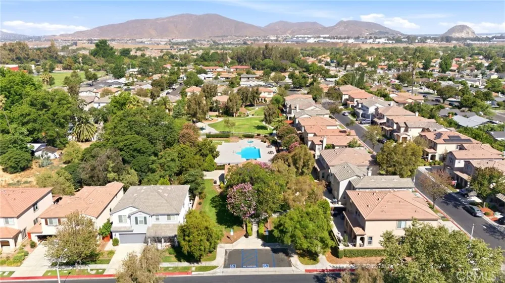 1686 Gilliam Court Riverside, CA 92501