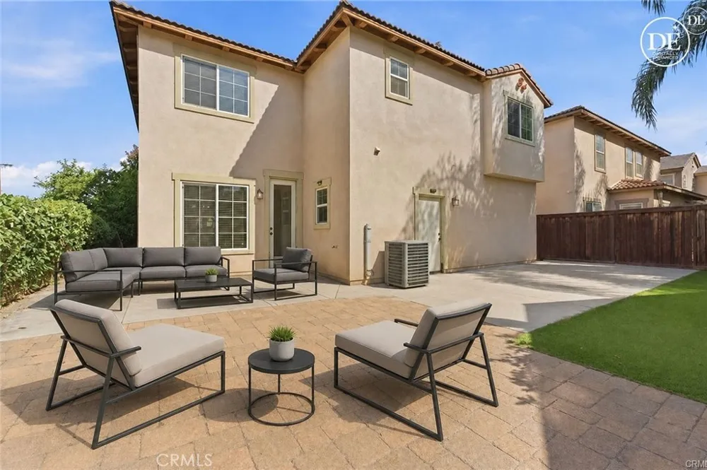 1686 Gilliam Court Riverside, CA 92501