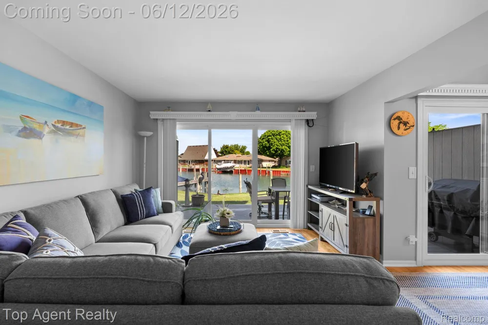 7214 Harbor Drive Clay Township, MI 48001
