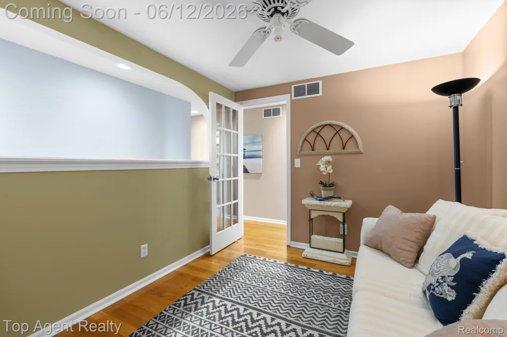 7214 Harbor Drive Clay Township, MI 48001