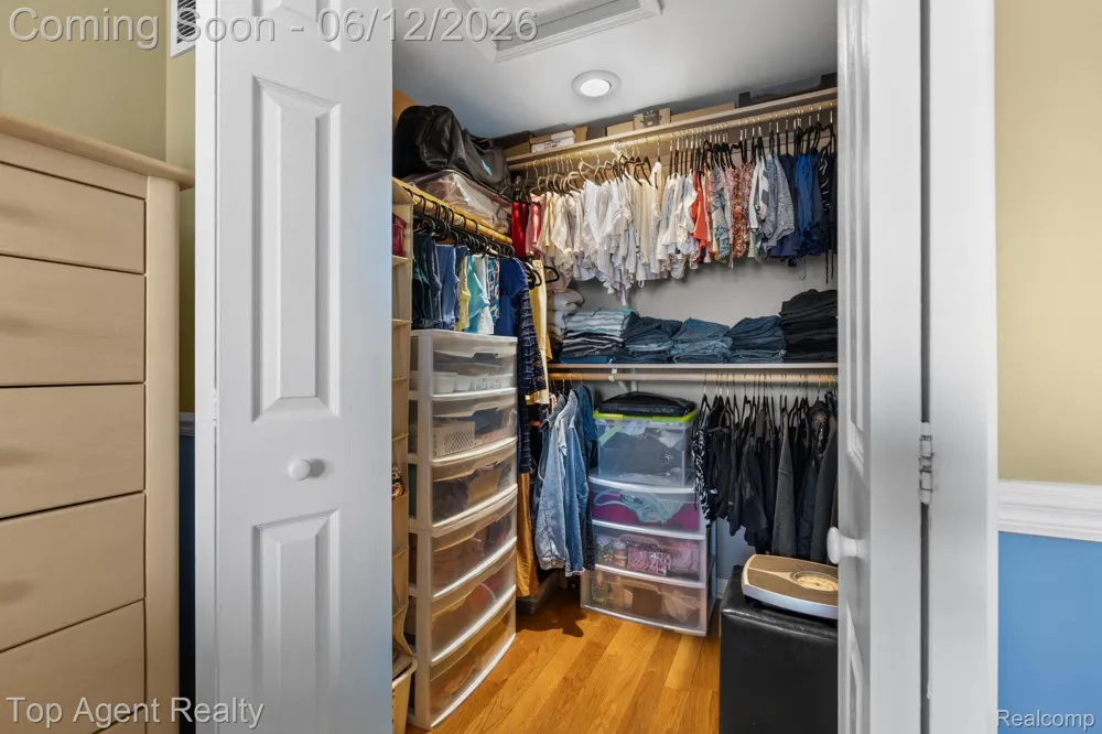 7214 Harbor Drive Clay Township, MI 48001