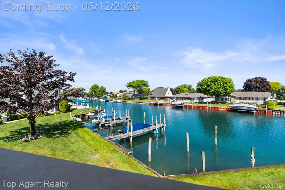 7214 Harbor Drive Clay Township, MI 48001
