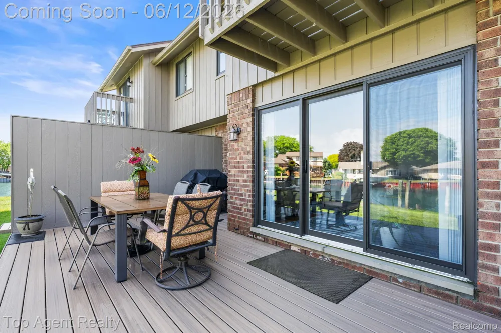 7214 Harbor Drive Clay Township, MI 48001