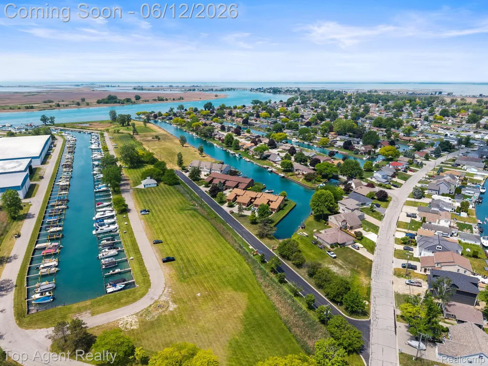 7214 Harbor Drive Clay Township, MI 48001