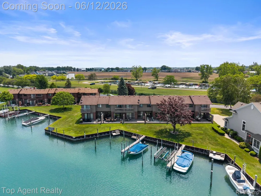 7214 Harbor Drive Clay Township, MI 48001