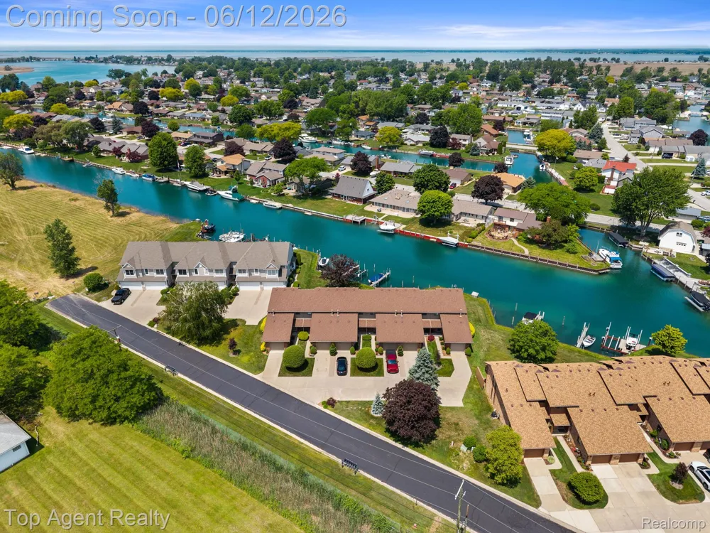 7214 Harbor Drive Clay Township, MI 48001