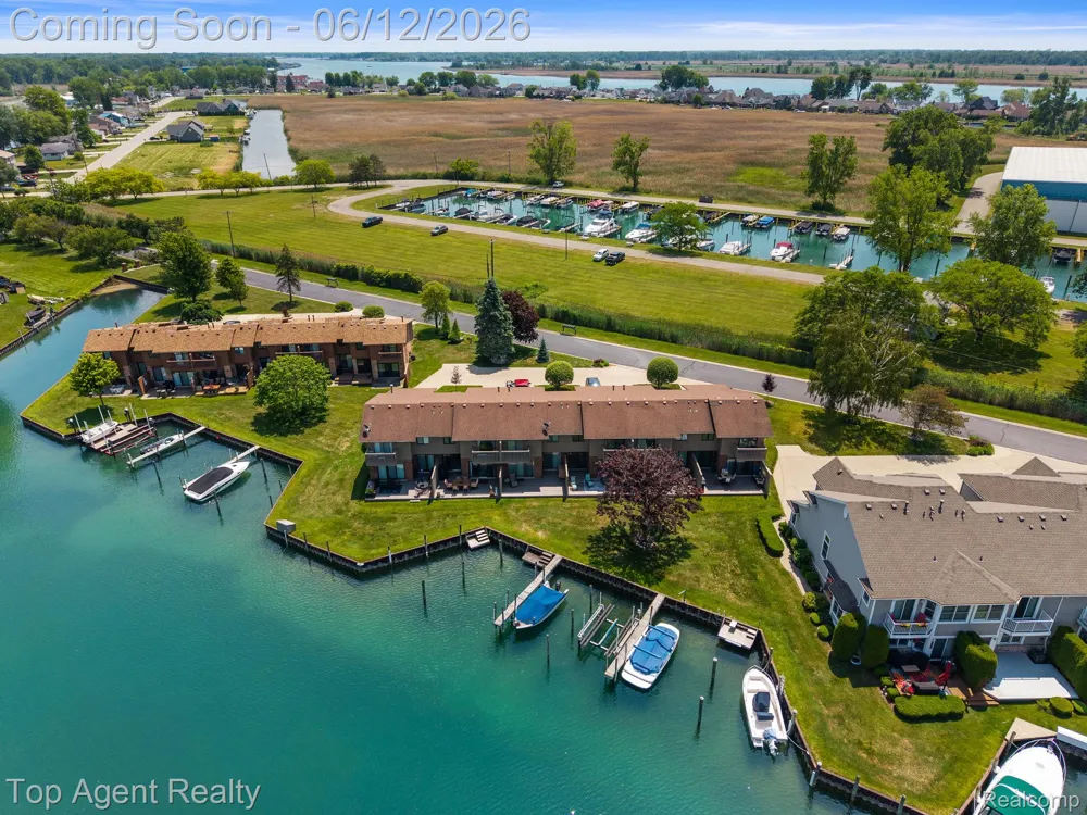 7214 Harbor Drive Clay Township, MI 48001