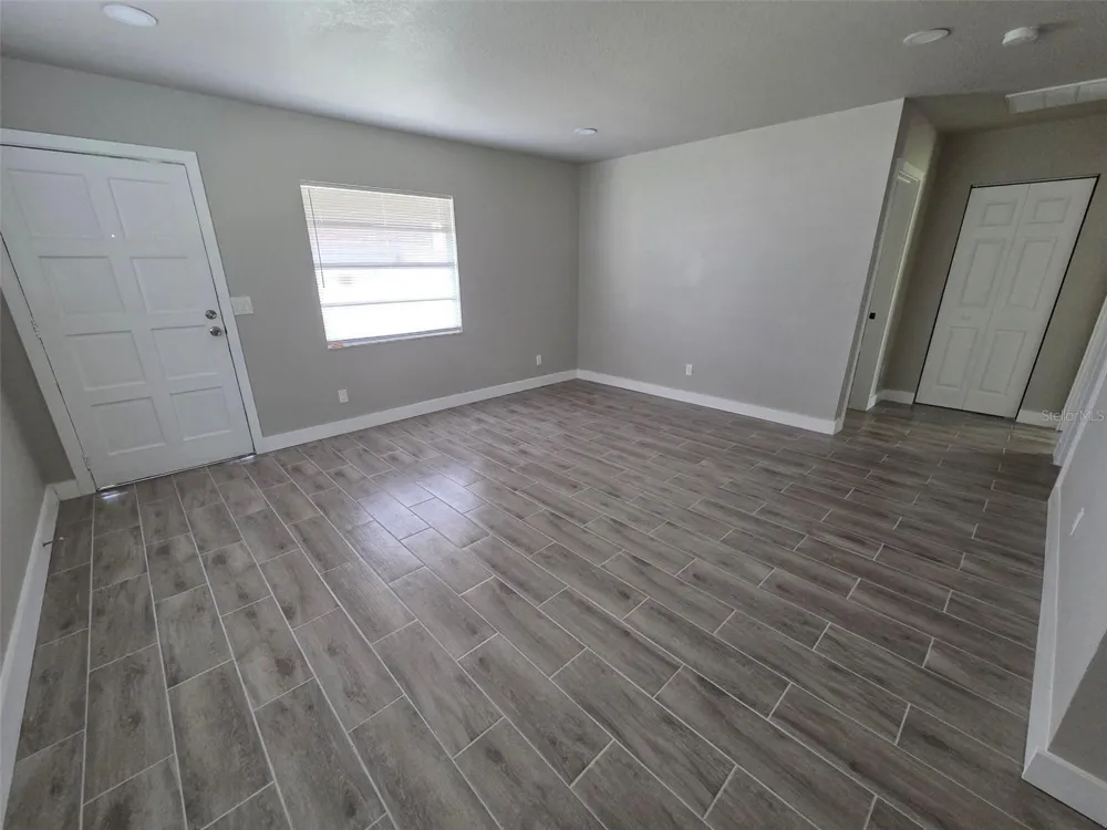 38300 HENRY DRIVE Zephyrhills, FL 33542