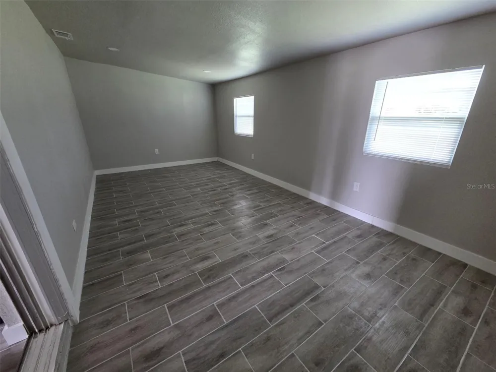 38300 HENRY DRIVE Zephyrhills, FL 33542