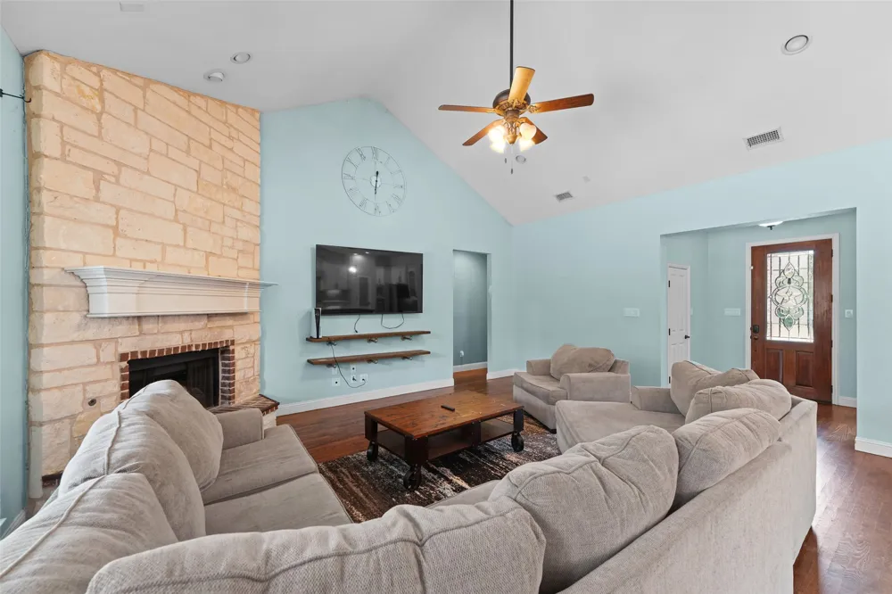 4844 Red Oak Drive Union Valley, TX 75189