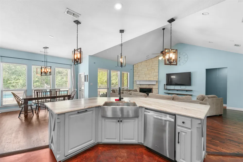 4844 Red Oak Drive Union Valley, TX 75189