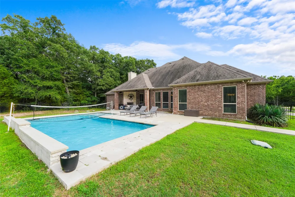 4844 Red Oak Drive Union Valley, TX 75189