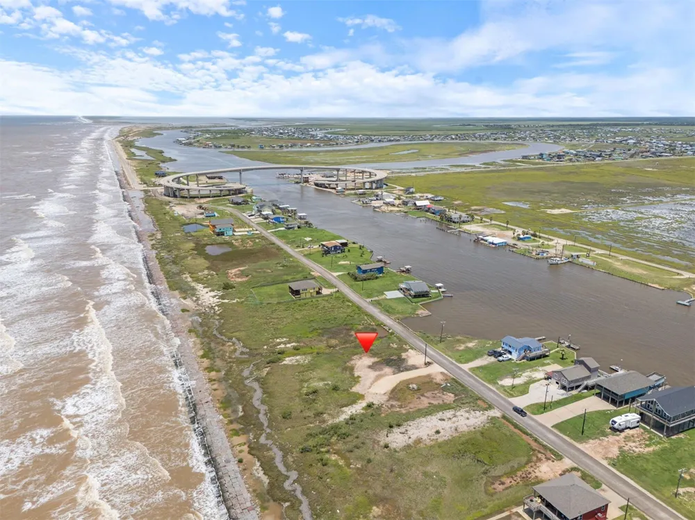 Canal Drive Sargent, TX 77414
