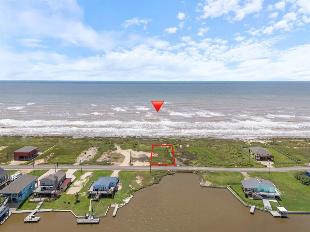 Canal Drive Sargent, TX 77414