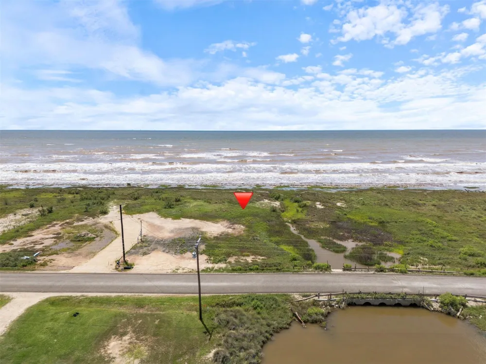 Canal Drive Sargent, TX 77414