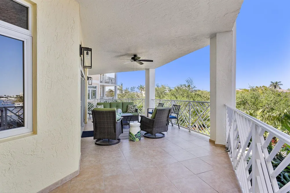 309 E Ocean Avenue #205 Lantana, FL 33462