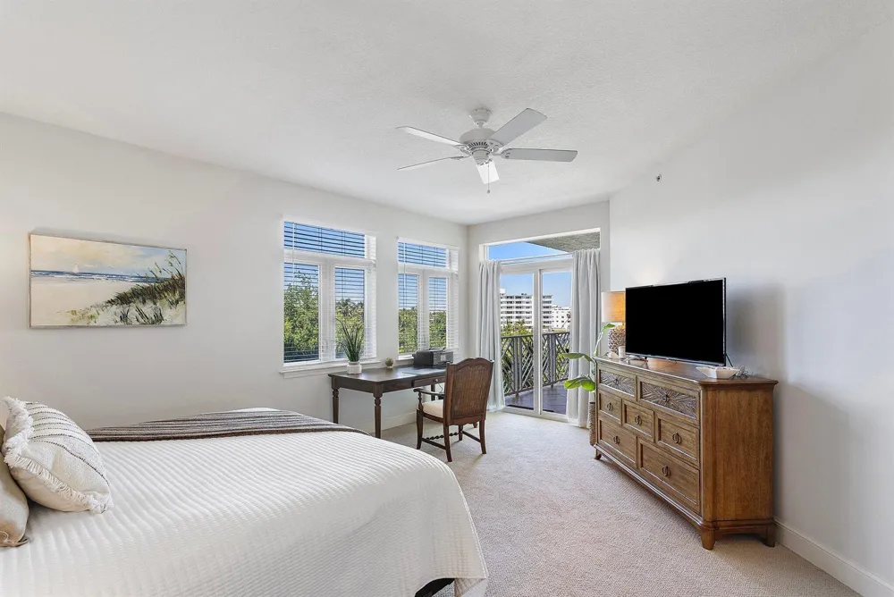 309 E Ocean Avenue #205 Lantana, FL 33462