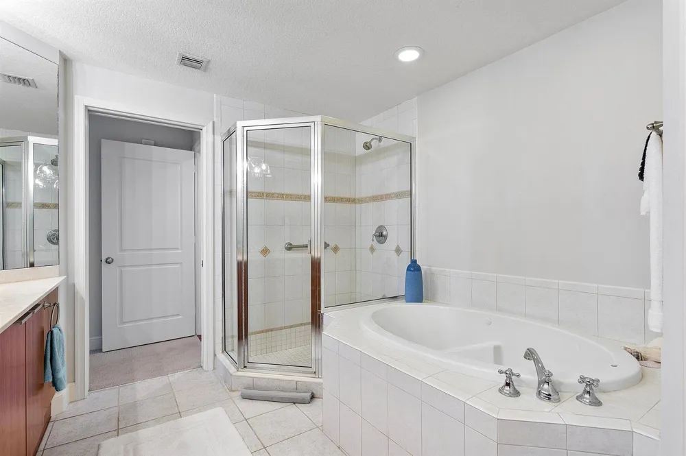 309 E Ocean Avenue #205 Lantana, FL 33462
