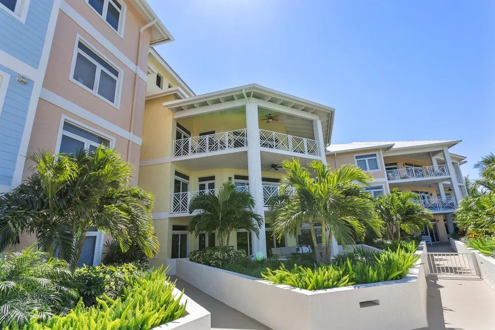 309 E Ocean Avenue #205 Lantana, FL 33462
