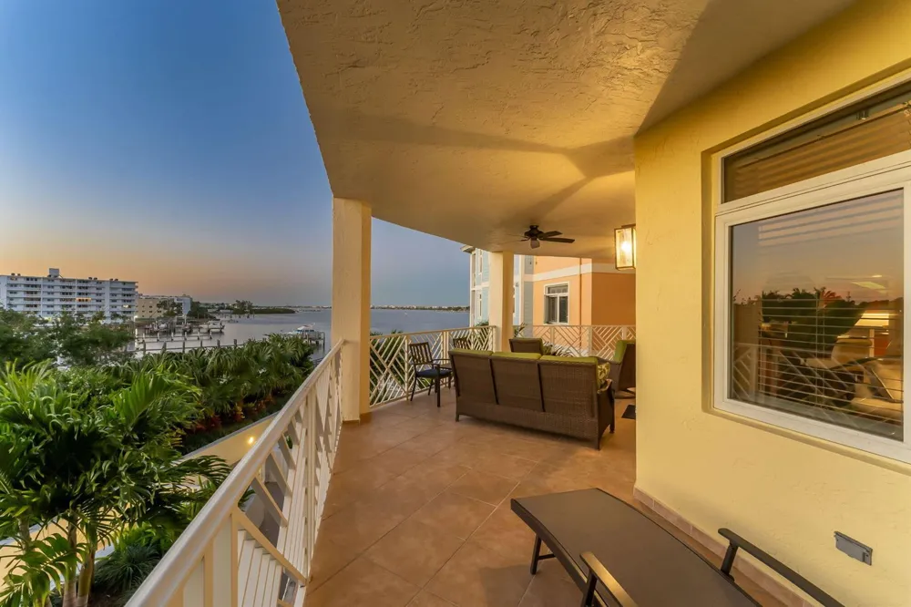 309 E Ocean Avenue #205 Lantana, FL 33462