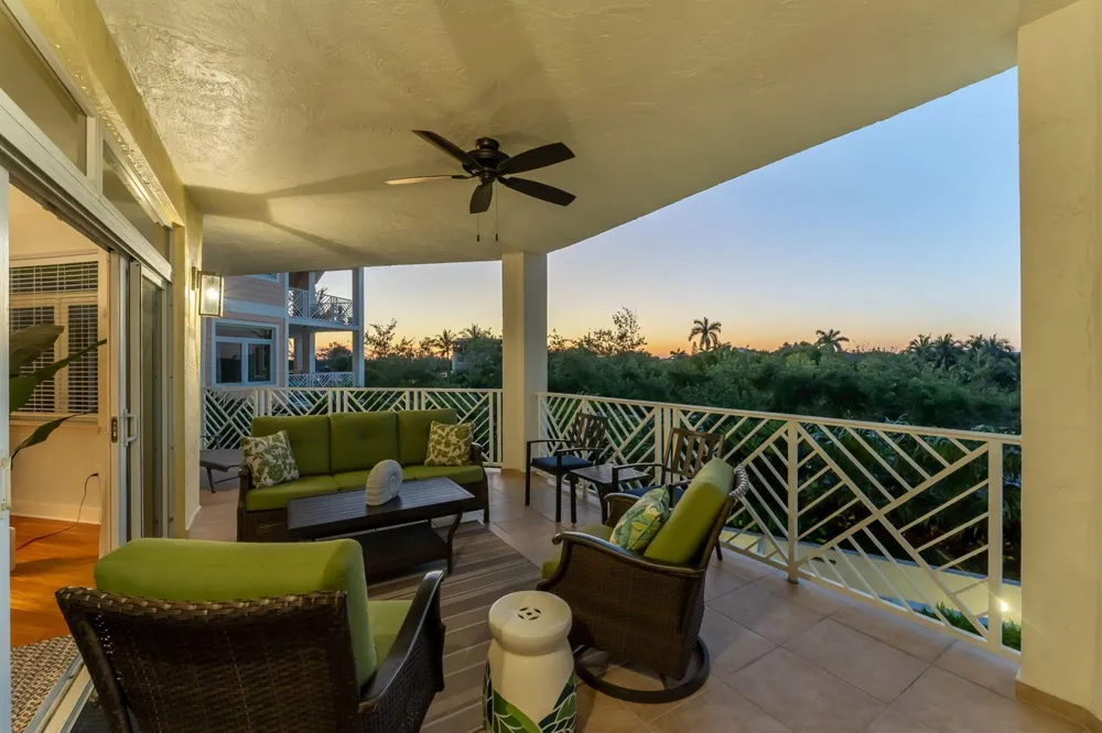 309 E Ocean Avenue #205 Lantana, FL 33462