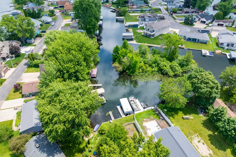 4135 W Joy Road Orangeville Township, MI 49344