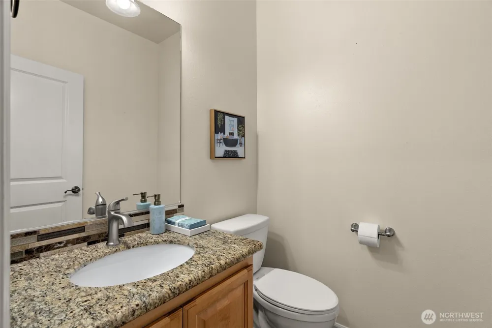8010 Wenatchee Place NW Silverdale, WA 98383