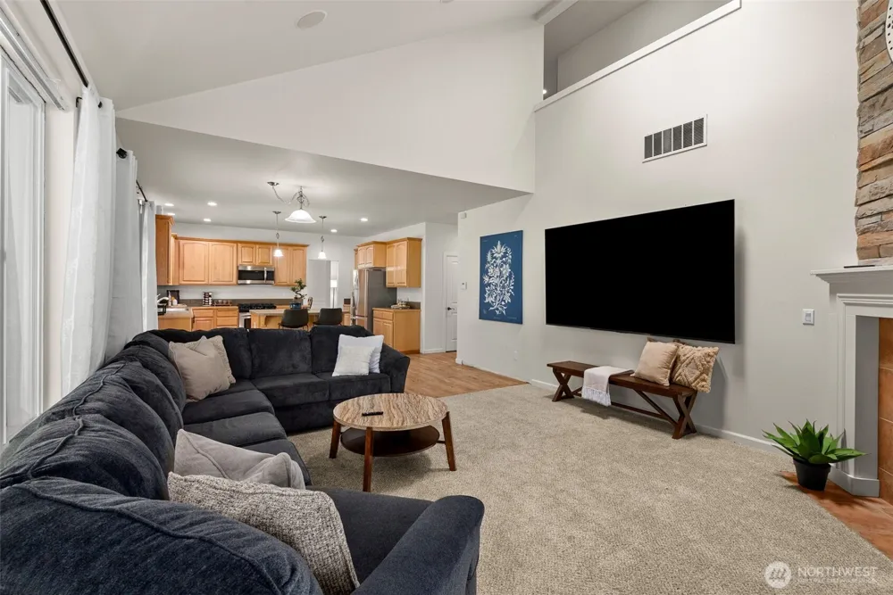8010 Wenatchee Place NW Silverdale, WA 98383
