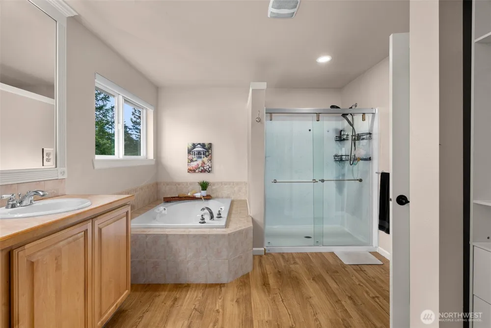 8010 Wenatchee Place NW Silverdale, WA 98383