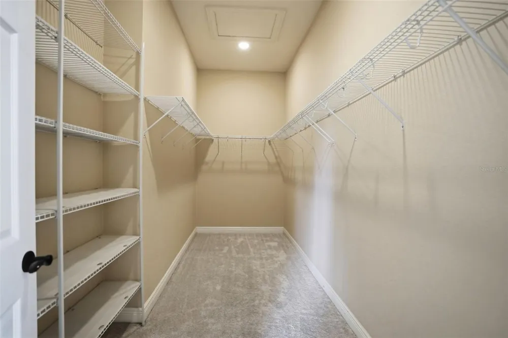 8987 MISSISSIPPI RUN Weeki Wachee, FL 34613
