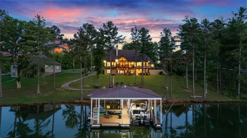 117 Valley View Court
