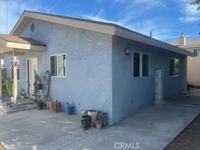 1355 S Downey Los Angeles, CA 90023