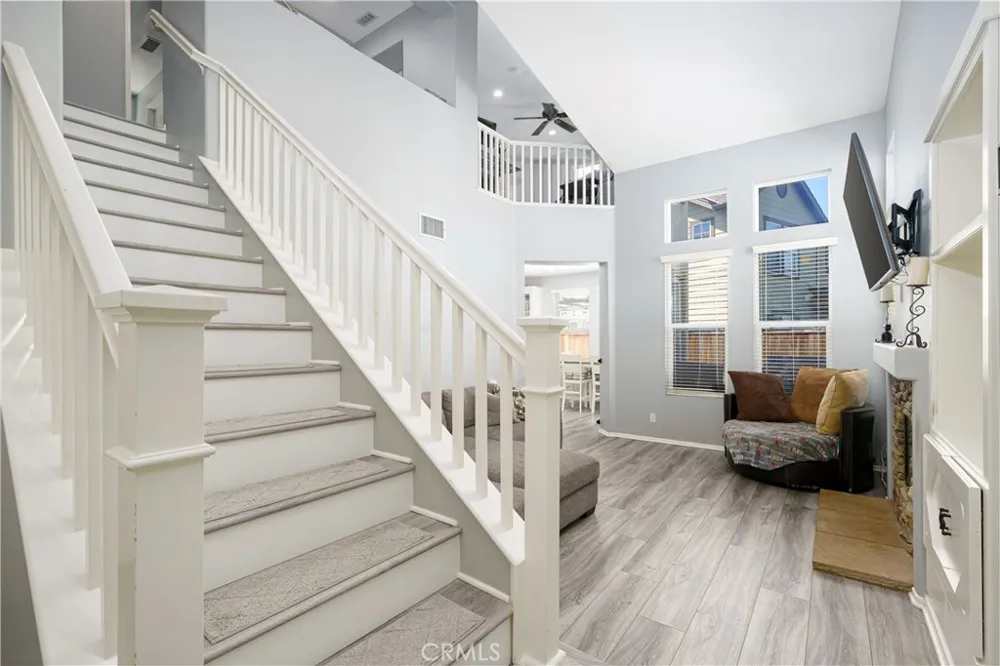 25 Iron Horse Trl Ladera Ranch, CA 92694