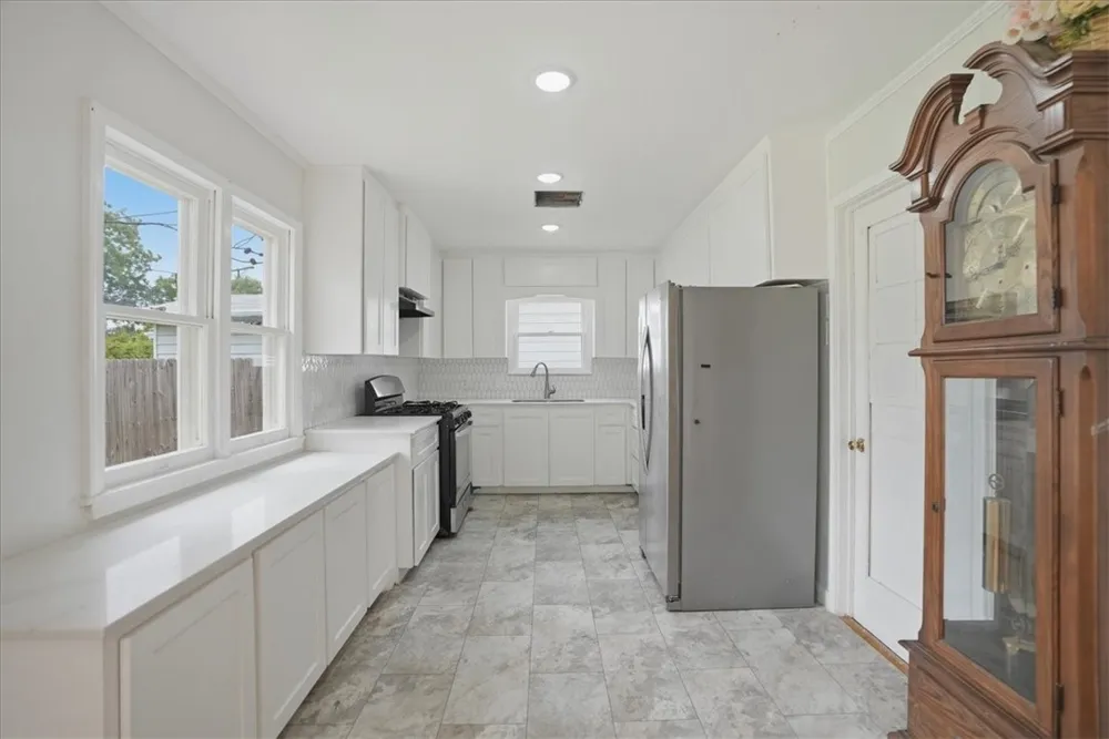 1049 Deforrest Street Corpus Christi, TX 78404